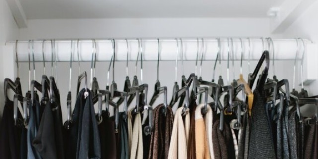 Poshmark banner for @advocating
